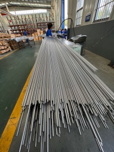 titanium_round_bar